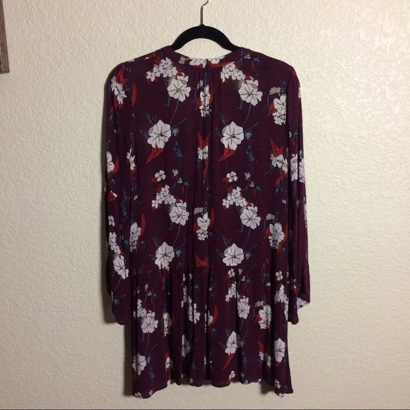 LUSH | Burgundy Floral Tunic - Picture 3 of 5