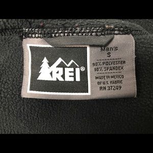 REI Polartec Windpro zippered and hooded jacket