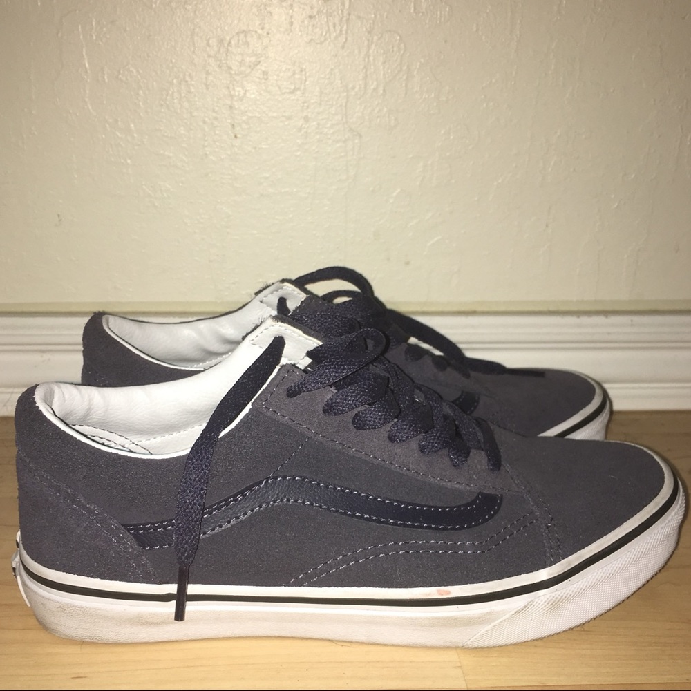Vans Old Skool size 6y/Women's 7.5