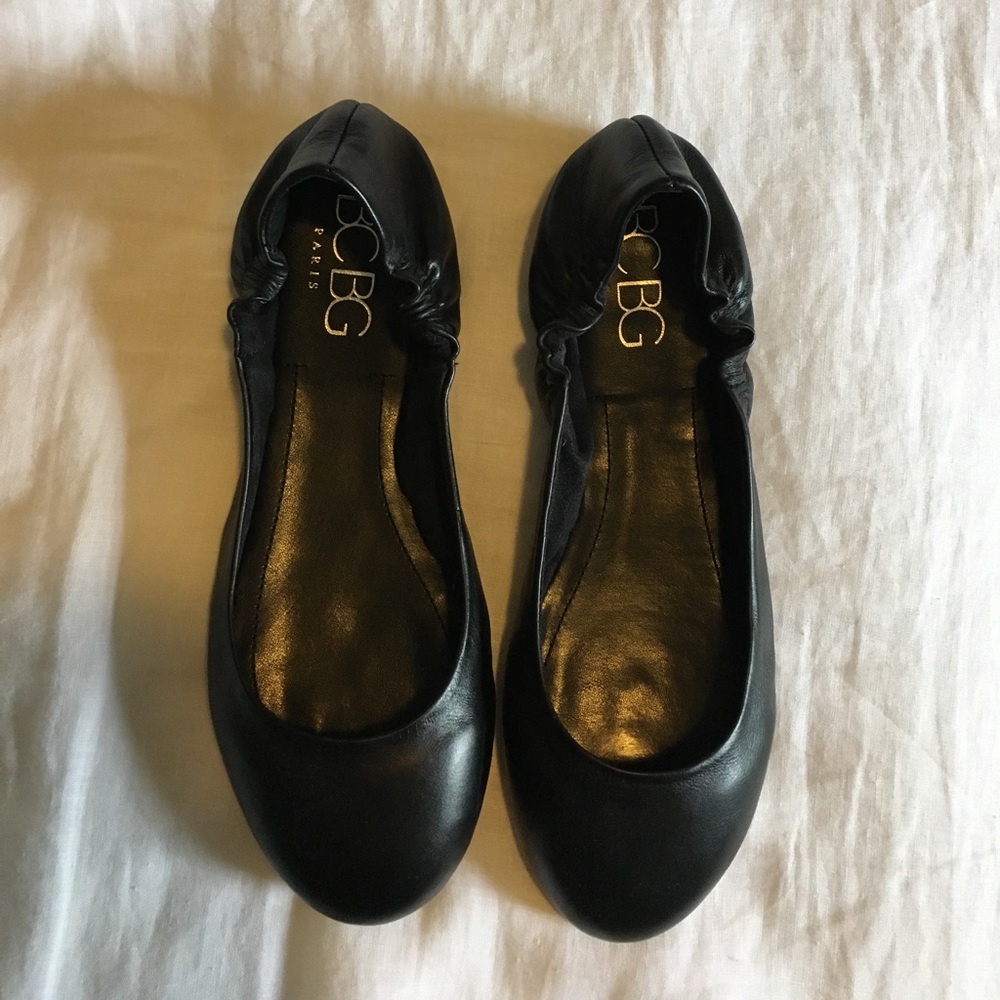 BCBG black ballet flats