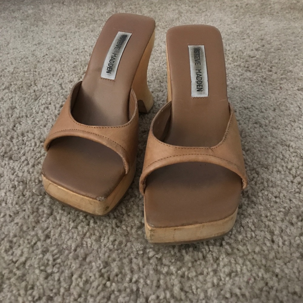 Steve Madden funky shoe