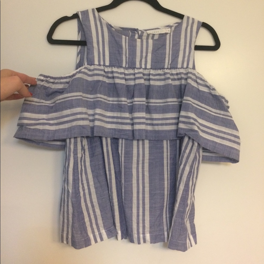 Lush button back summer top