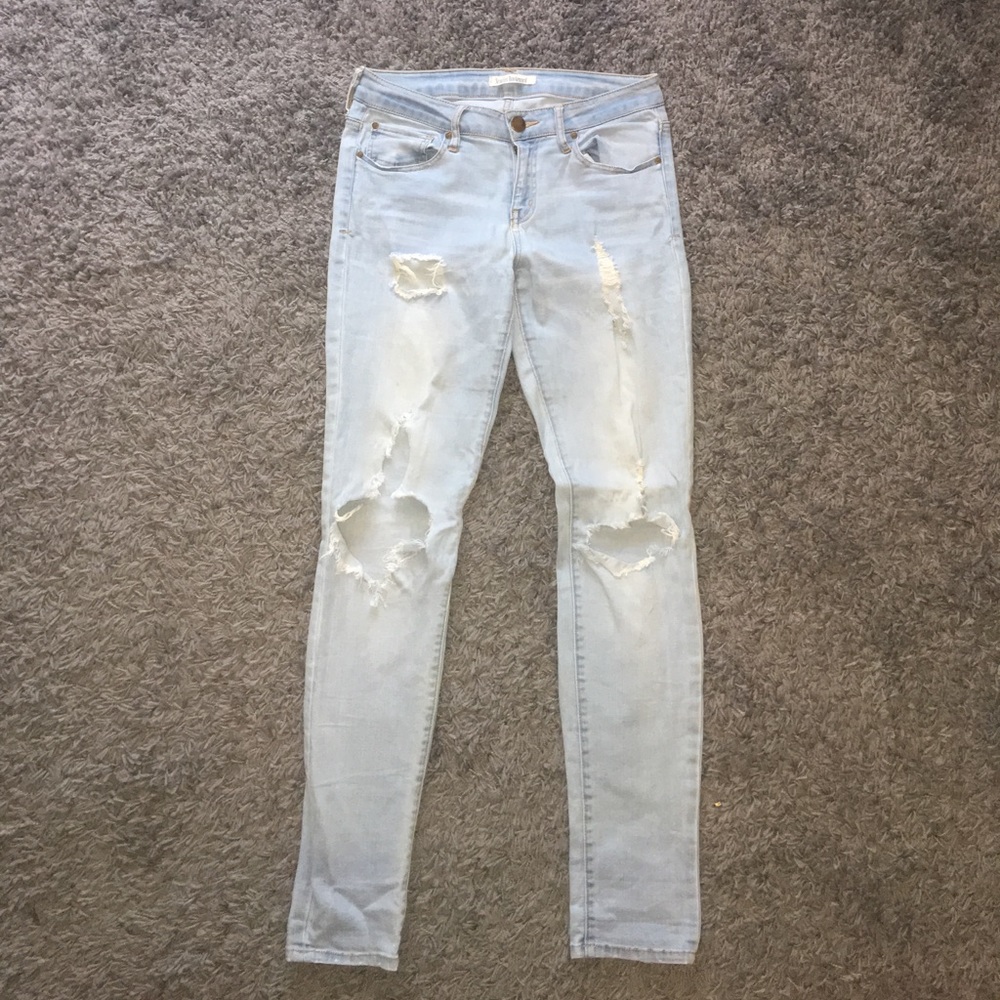 Ripped Jeans
