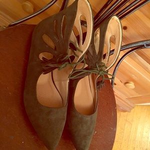 Hunter green cutout laceup flats