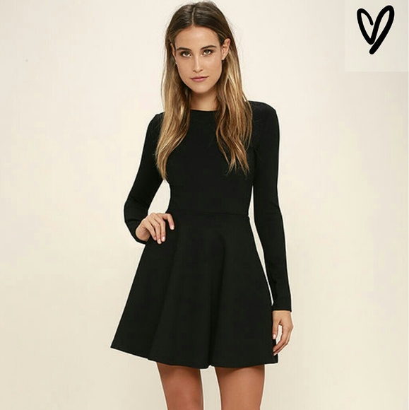 Lulus Dresses & Skirts - Lulu's Forever Chic Long Sleeve Dress