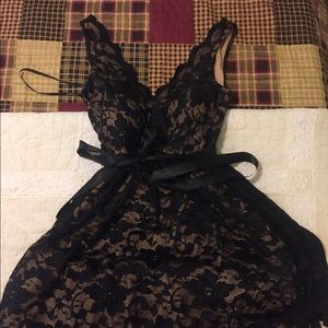 Black lace dress- TIMELESS!