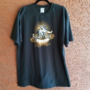 🎵Fall Out Boy "Dance, Dance" T-shirt🎵