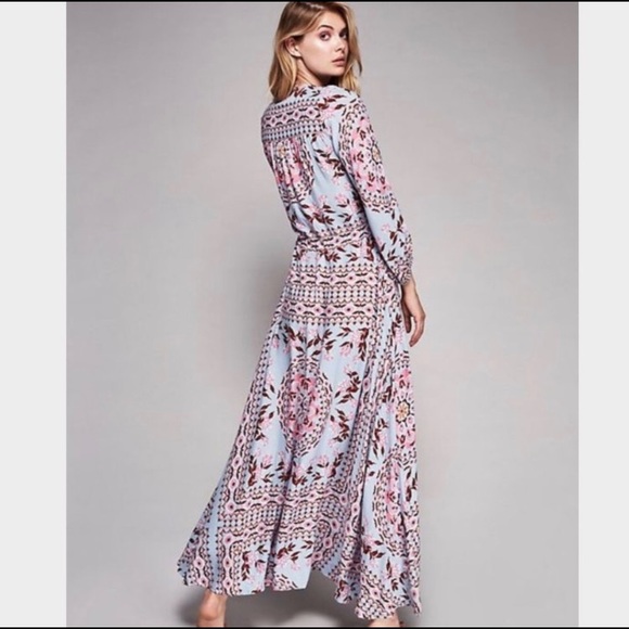 Spell & The Gypsy Pandora Gown Size S - Picture 3 of 8