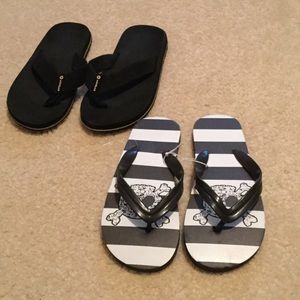 Air walk flip flops & skull flip flops