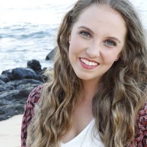 Meet your Posher, Chloe