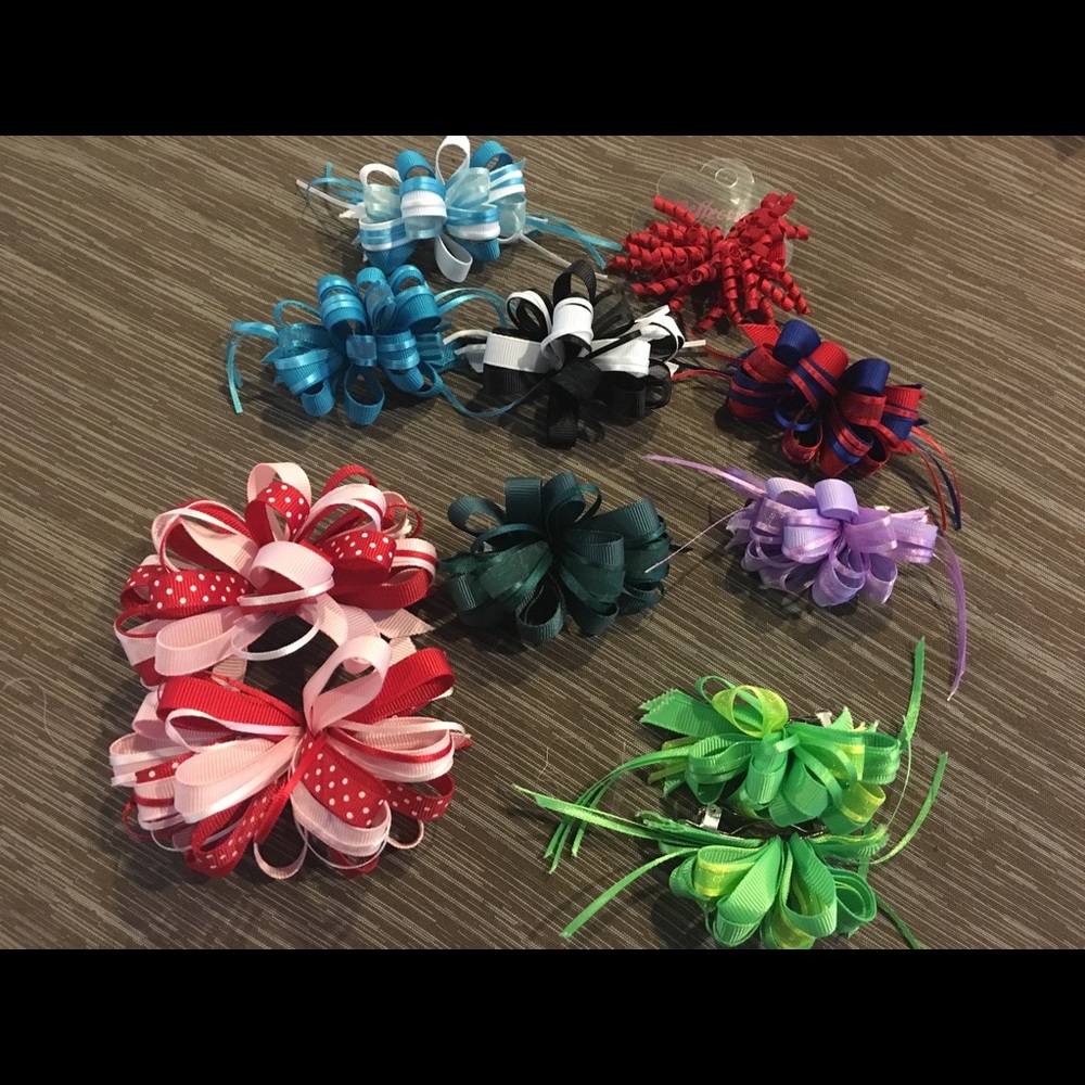 Bundle of Loopy Bows