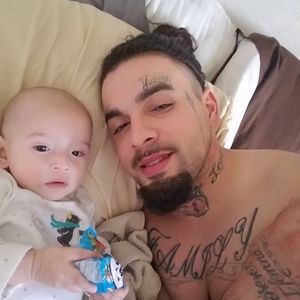 Meet your Posher, Larry