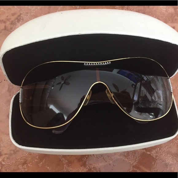 D&G - Picture 4 of 7