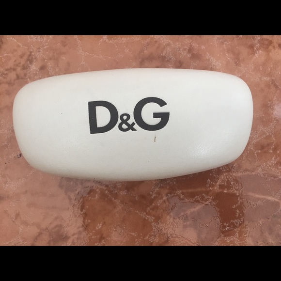 D&G - Picture 7 of 7