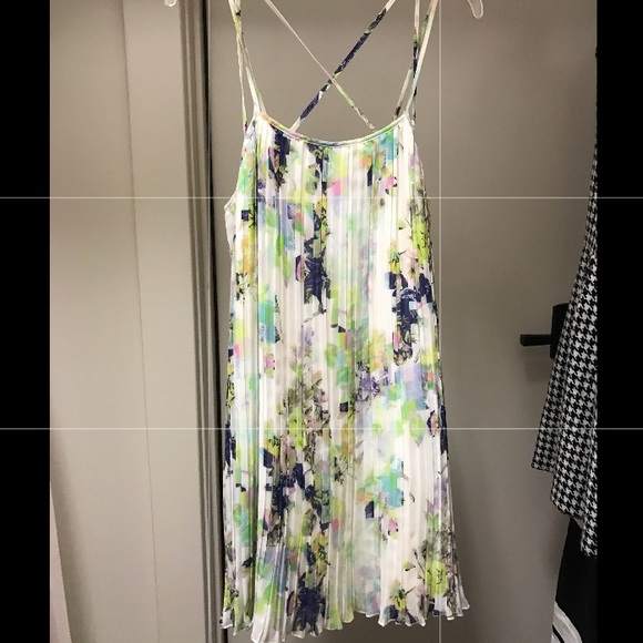 BCBGeneration Strappy Pleated Dress in White Multi - Picture 1 of 4