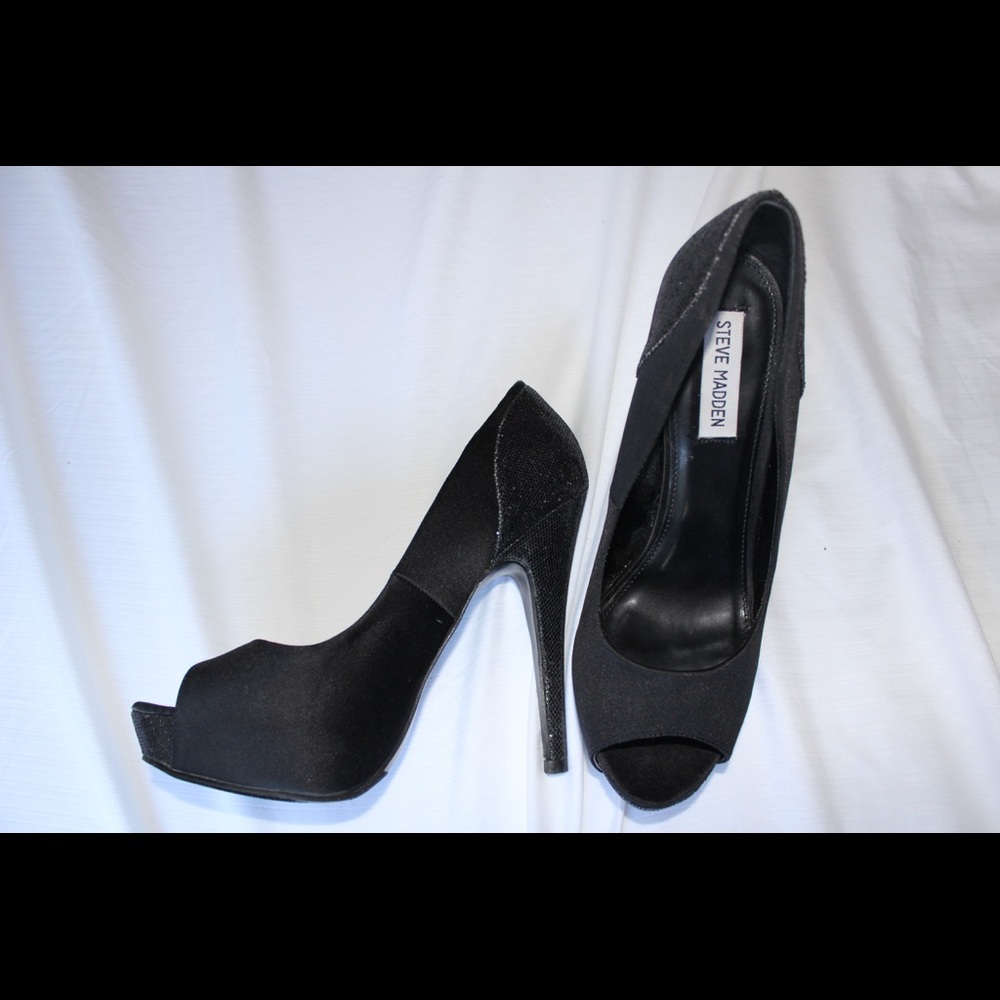 Steve Madden Black Platform Heels