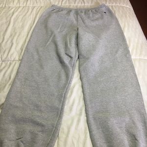 Champion youth boys sweat pants. Size XL.