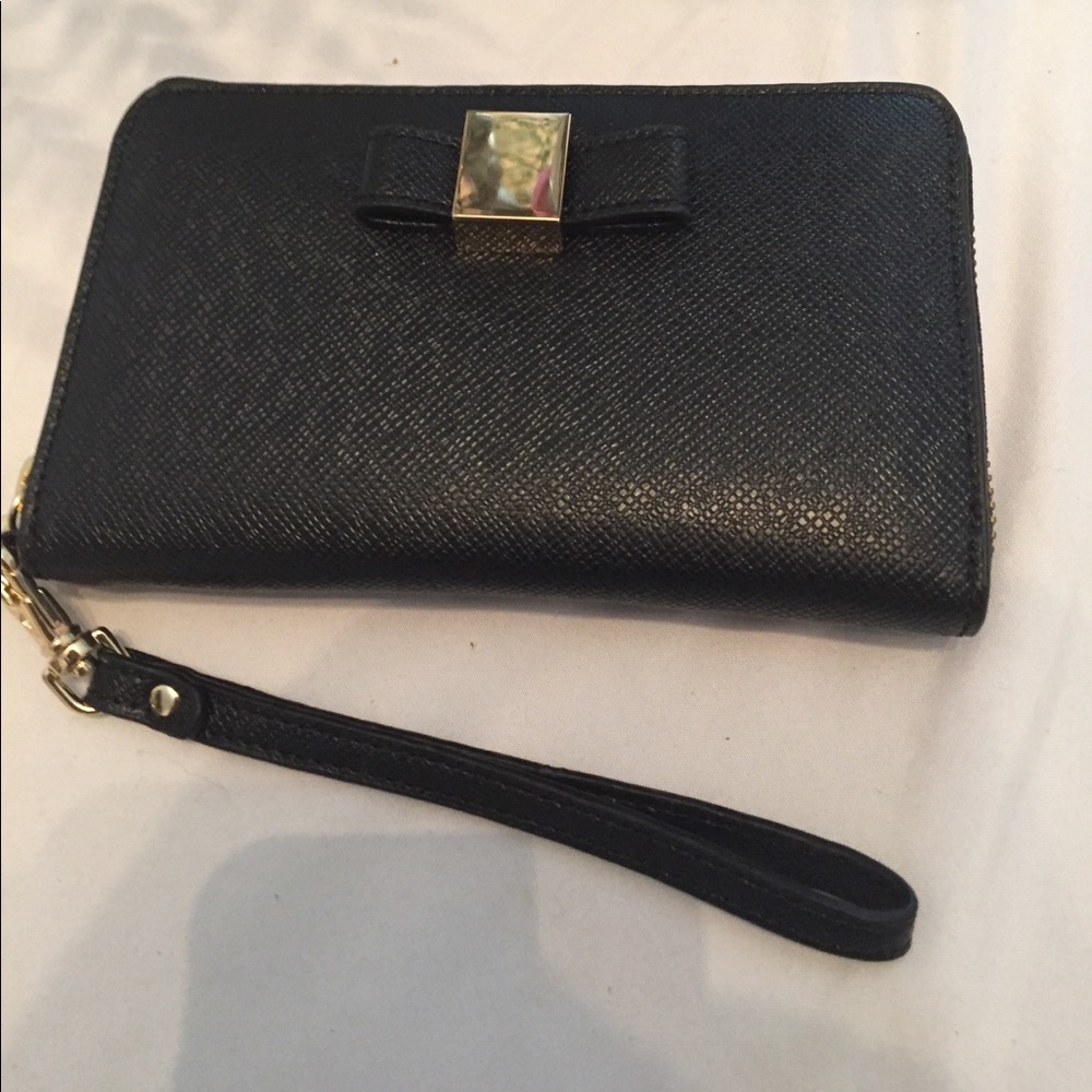 NWT Wristlet wallet
