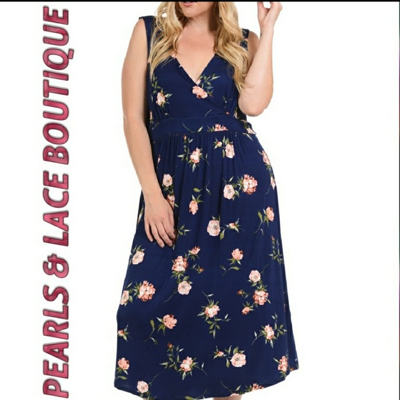 Plus size FLORAL V-NECK DRESS - Picture 2 of 8
