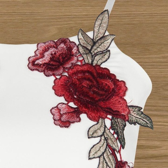 "Amadora" ll Rose Appliqué Two-Piece Set ❣ - Picture 2 of 8