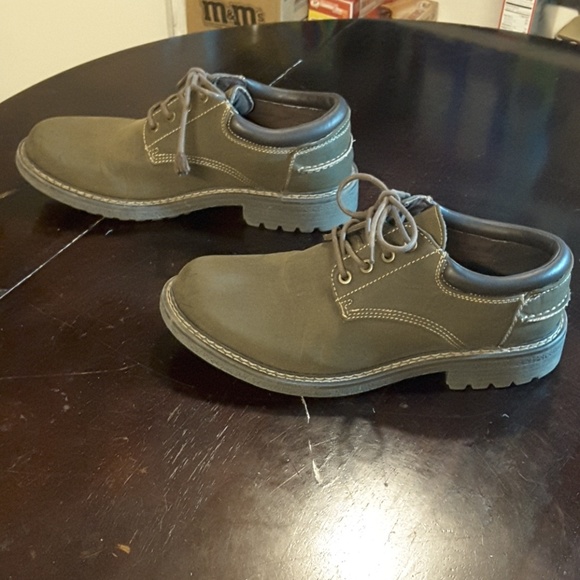 Men's 10.5M GBX Casual/Dress shoes - Picture 3 of 7