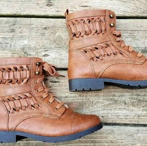 Women's Lace Up Anke Boots