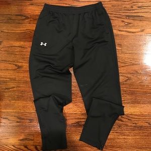 Under Armour black training pants