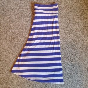 Stripped Gap Maternity Skirt