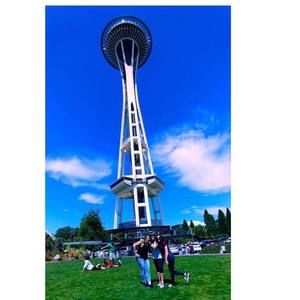 Meet your Posher, April