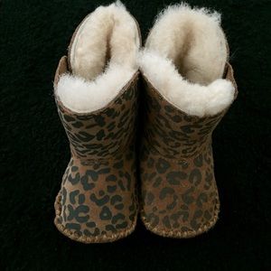 Leopard infant Ugg Boots Size 0/1