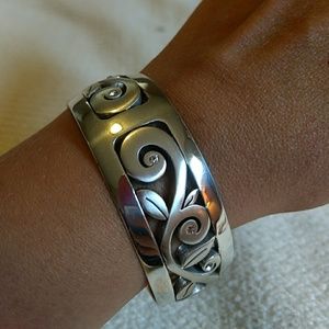 Brighton Collectibles Silver Bangle