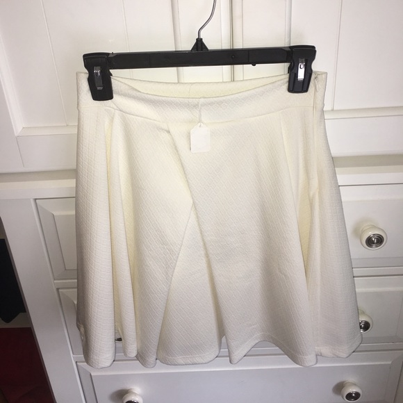 Cream Flare Skirt - Picture 1 of 1