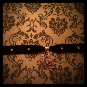 Harley Quinn choker