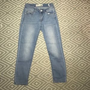 High waisted, cropped skinny jean