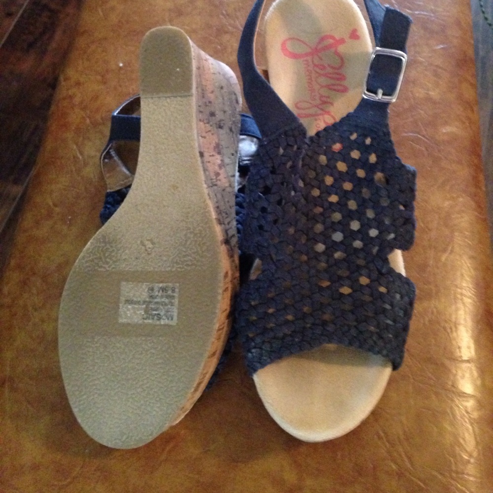 Shoes - Picture 2 of 3