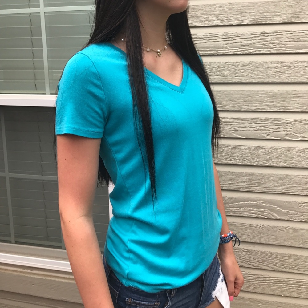 V neck t shirt.