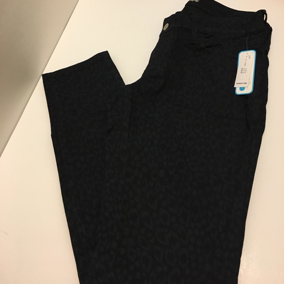 Old Navy Animal Print Rockstar Pant - Picture 4 of 4