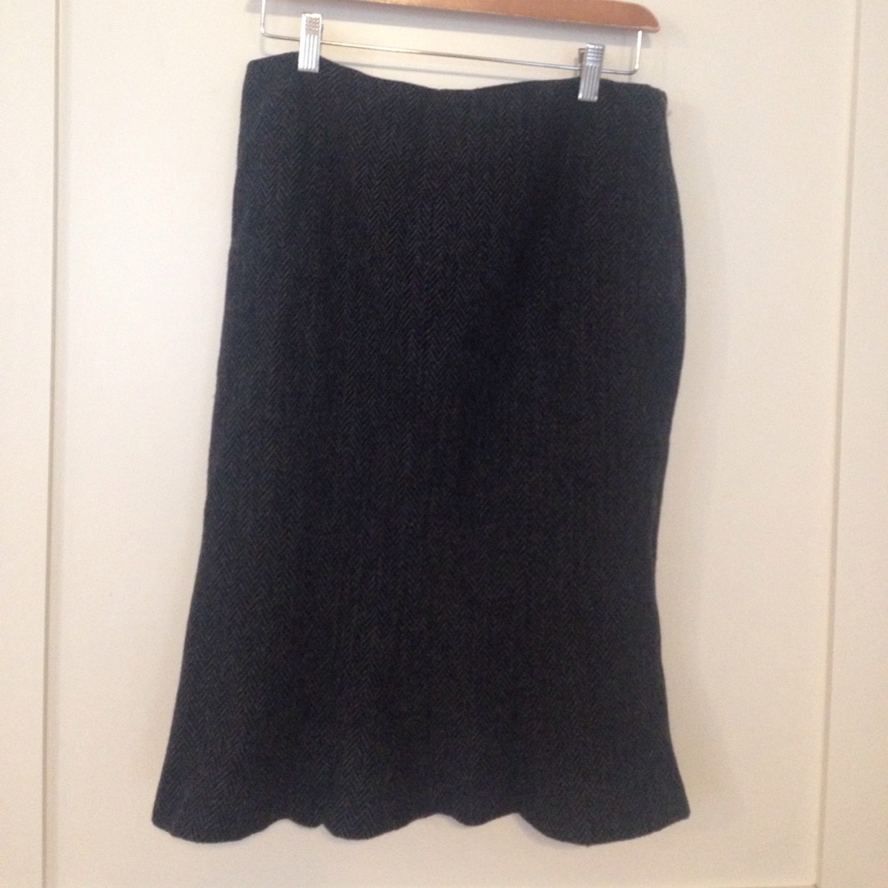 Lauren grey tweed skirt.