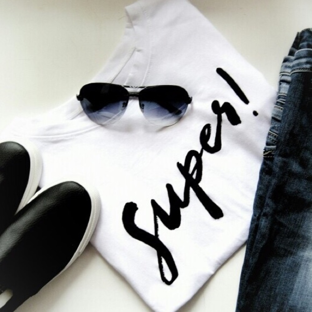 💋LAST ONE!! Sexy and cute "Super" Graphic Tee💋 - Picture 4 of 5