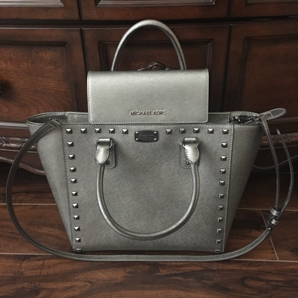 Michael Kors handbag and wallet
