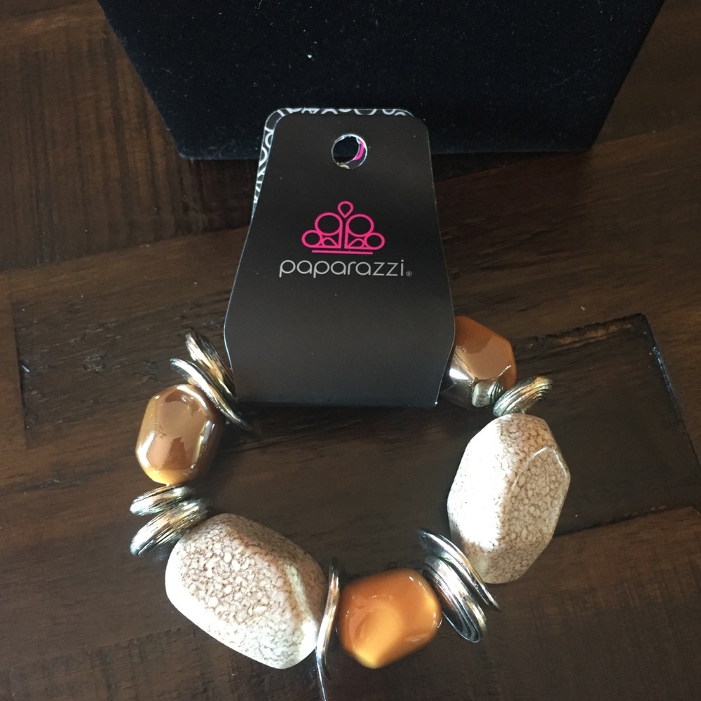 Paparazzi Fashion Necklace Set - Picture 3 of 3