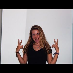 Meet your Posher, Nikkita