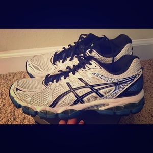 💙💙Asics💙💙 Gel Nimbus