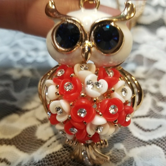 boutique Jewelry - Necklace Owl