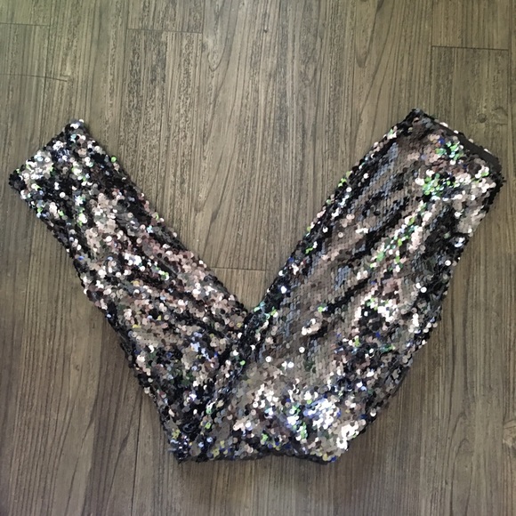 Forever 21 Pants - Forever 21 Gray Sequin Pants