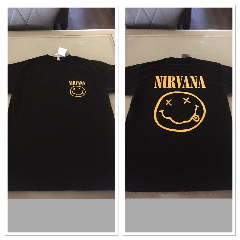 Men Nirvana Pocket Smiley Face Back T-Shirt