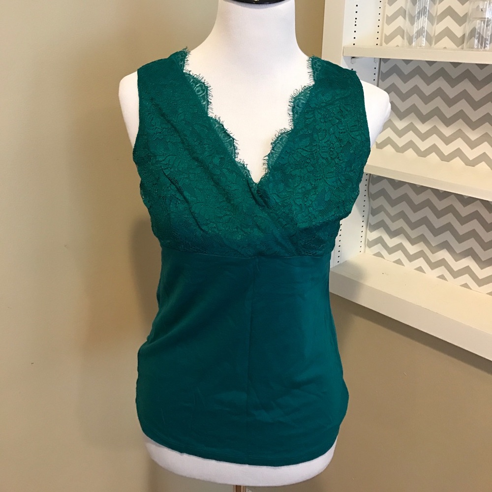 Ann Taylor sleeveless top