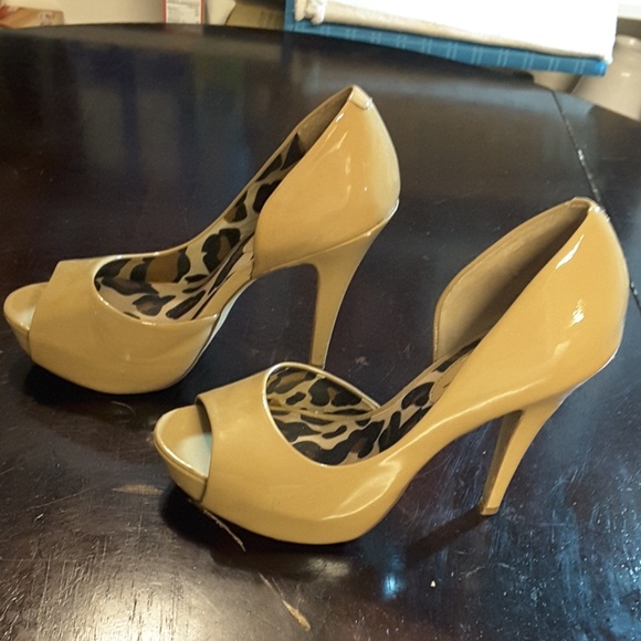 Tan 7B Jessica Simpson 4" Heels Used - Picture 3 of 7