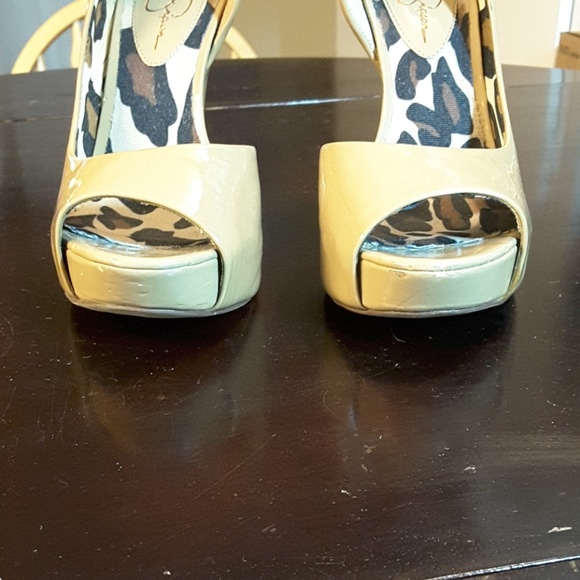 Tan 7B Jessica Simpson 4" Heels Used - Picture 7 of 7