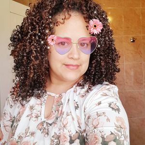 Meet your Posher, Mariela